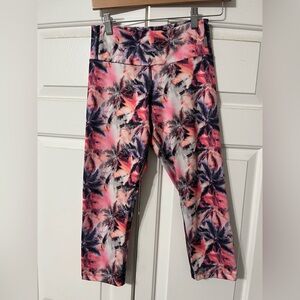 KOS Palm Tree Work Out Leggings Size Small